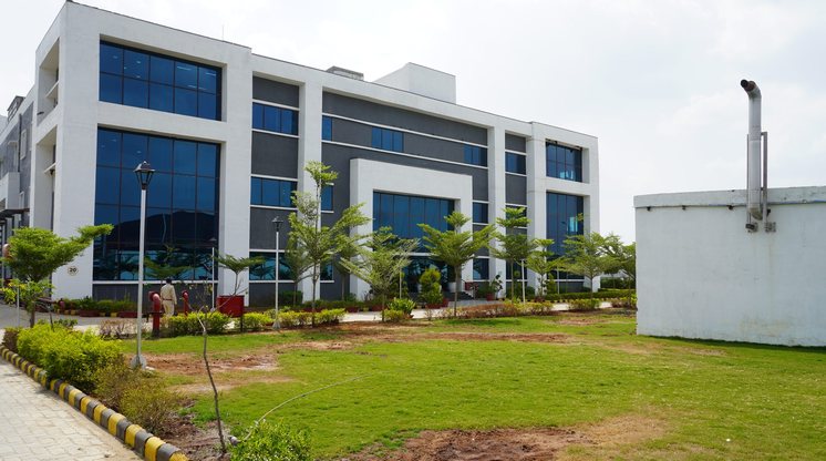 Svl admin building