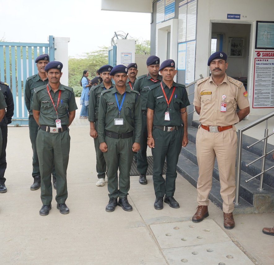 Security team briefing at the SVL plant
